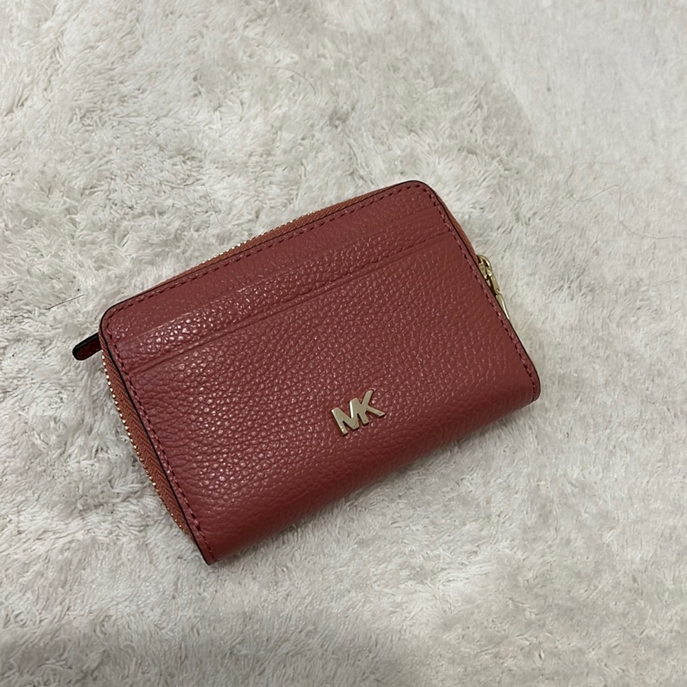 BRAND NEW Michael Kors pink wallet